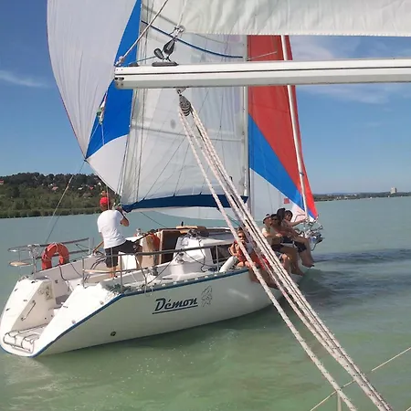 In 35646 Balatonfůzfő